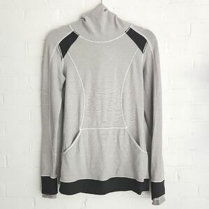 Lululemon Athletica Base Runner Long Sleeves Hoodie